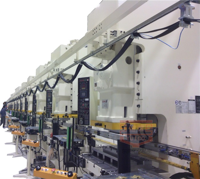 沖床多工位機械手在多工序沖壓自動化生產(chǎn)中的關(guān)鍵作用